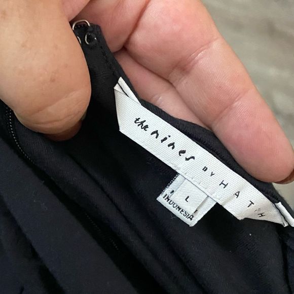 The Nines by HATCH™ Sz Lg 3/4 Sleeve Tie Waist Maternity Jumpsuit Black - Picture 7 of 8